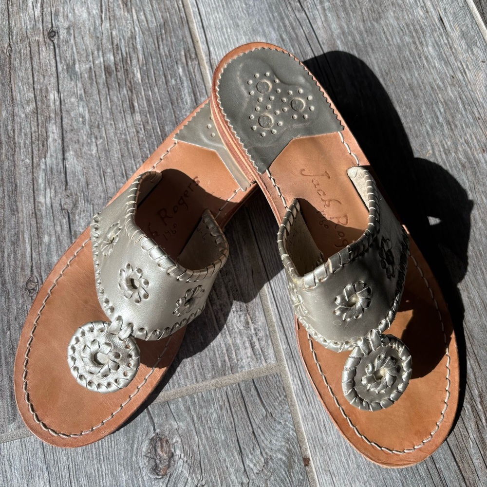 Jacks Flats. Gold Jack Roger Sandals.